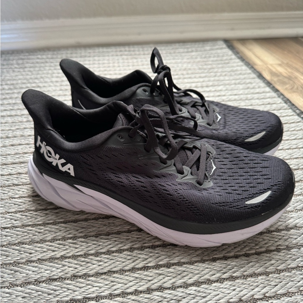 Women’s Clifton Hokas